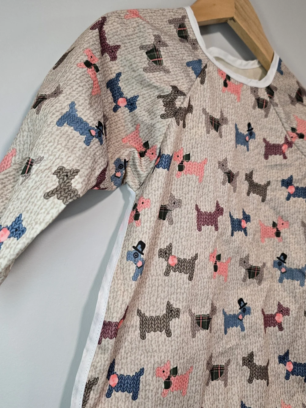 3 for $10 Smock & BiBs -Neutral Plaid & Puppy Print Long Sleeve Bib NWOT,